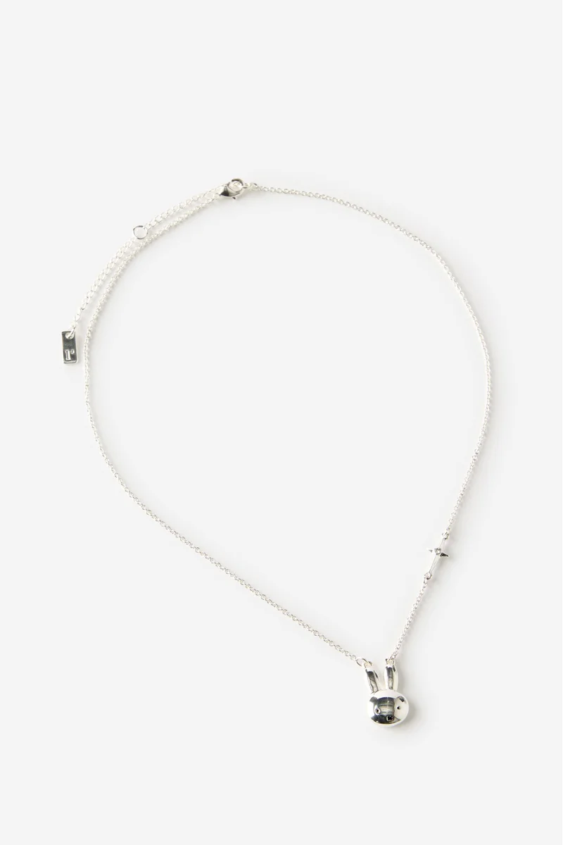 روبي قلادة ميفي